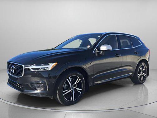 2019 Volvo XC60 Recharge Plug-In Hybrid T8 R-Design