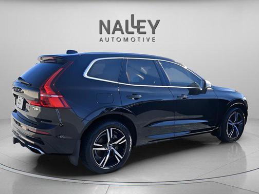 2019 Volvo XC60 Recharge Plug-In Hybrid T8 R-Design