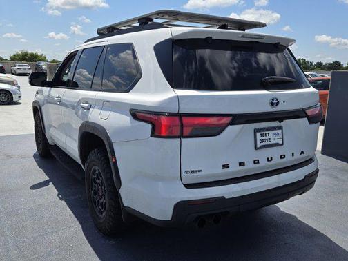 2023 Toyota Sequoia SR5