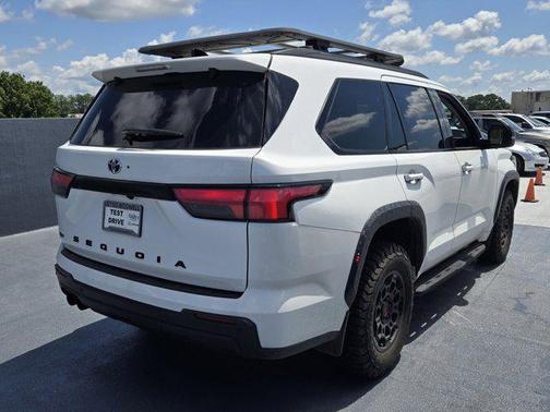 2023 Toyota Sequoia SR5