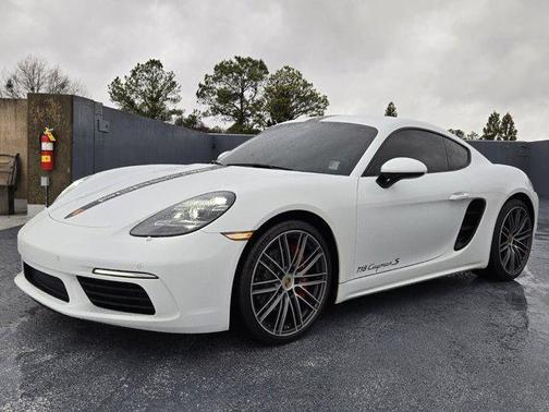 2022 Porsche 718 Cayman S