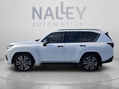 Eminent White Pearl 2023 Lexus LX 600 Luxury