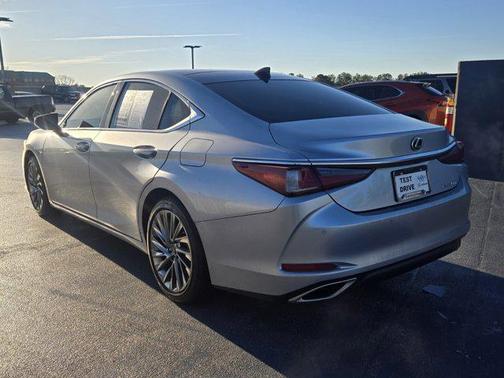 2025 Lexus ES 350 Ultra Luxury