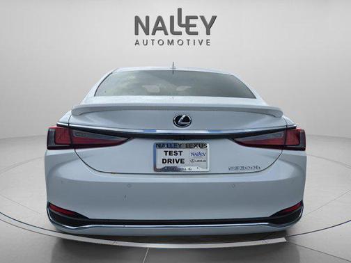 2025 Lexus ES 350 Base