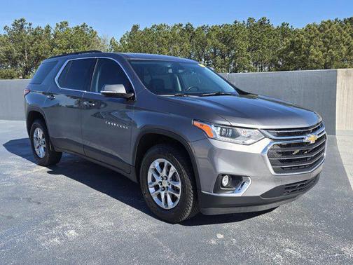 2020 Chevrolet Traverse LT Leather
