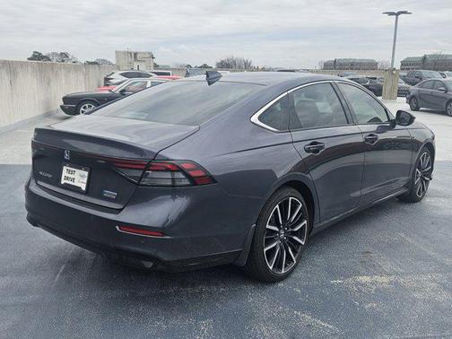 2023 Honda Accord Hybrid Touring