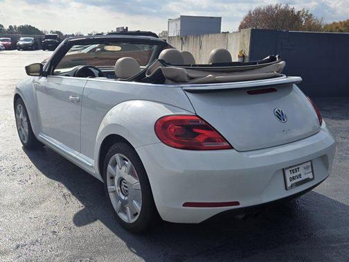 2016 Volkswagen Beetle 1.8T SEL