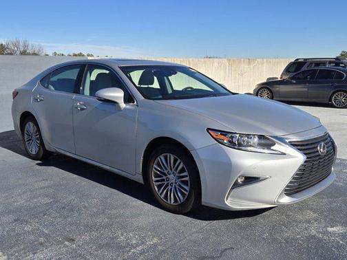2017 Lexus ES 350 Base