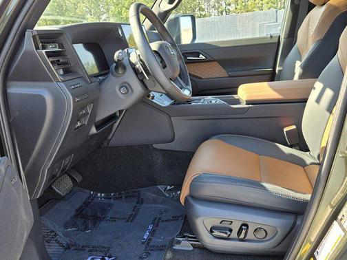 Nori Green Pearl 2025 Lexus GX 550 Luxury+