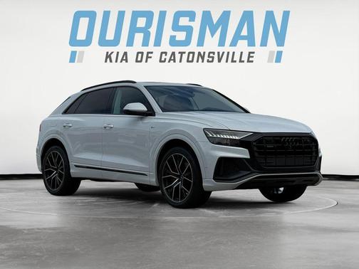 2022 Audi Q8 55 Premium Plus