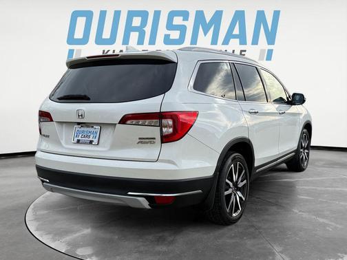 2019 Honda Pilot Touring 8-Passenger