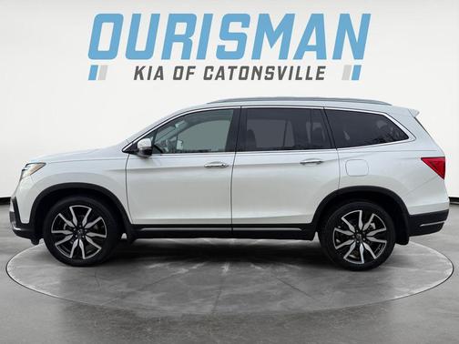 2019 Honda Pilot Touring 8-Passenger