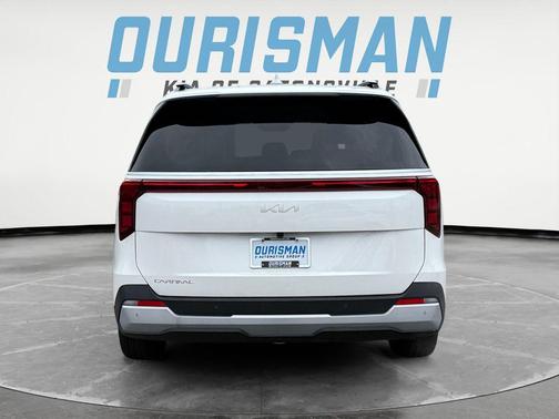 2025 Kia Carnival EX