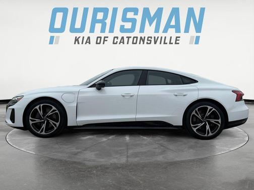 2022 Audi e-tron GT Premium Plus