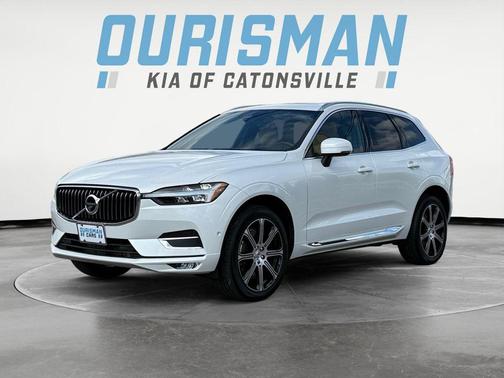 Crystal White Metallic 2021 Volvo XC60 T5 Inscription
