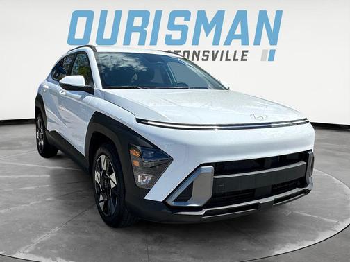 Atlas White 2025 Hyundai KONA SEL