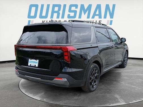 2025 Kia Carnival SX