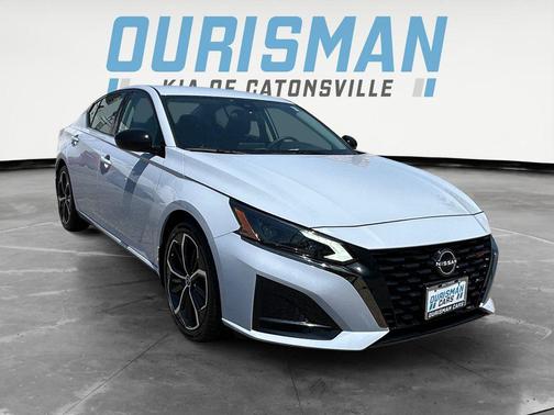 Pearl 2024 Nissan Altima SR FWD