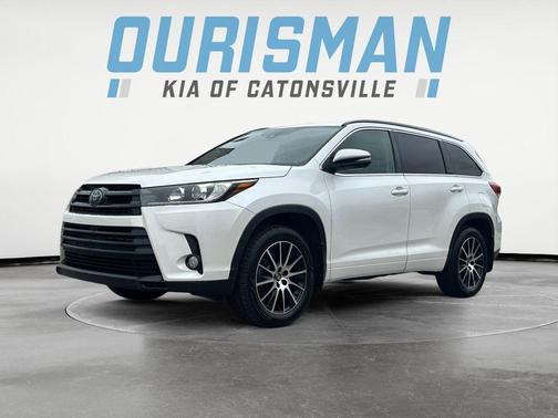 Blizzard Pearl 2018 Toyota Highlander SE