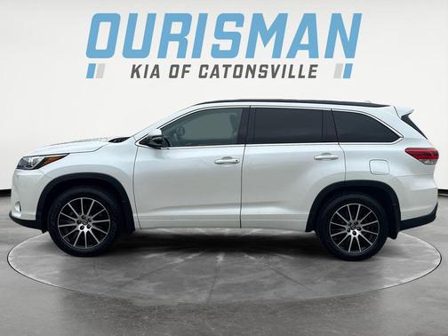 Blizzard Pearl 2018 Toyota Highlander SE