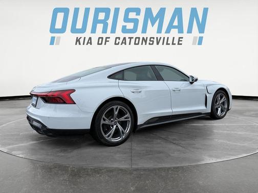 2022 Audi e-tron GT Premium Plus