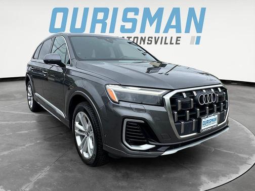 Samurai Gray Metallic 2025 Audi Q7 45 Premium