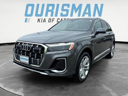 Samurai Gray Metallic 2025 Audi Q7 45 Premium