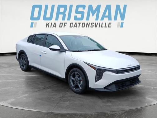 2025 Kia K4 LXS