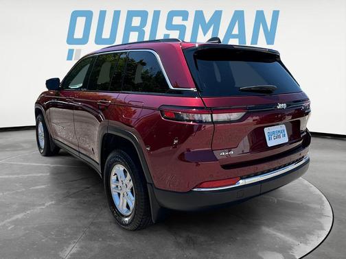 Velvet Red Pearlcoat 2025 Jeep Grand Cherokee Laredo