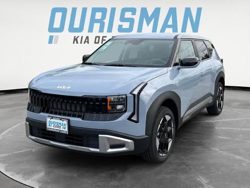 Gray 2027 Kia Seltos S