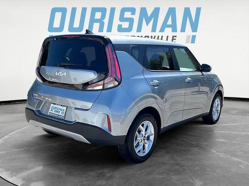 Steel Gray 2024 Kia Soul LX