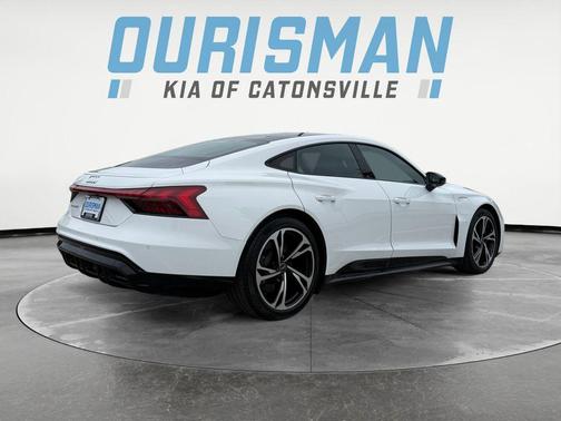 2022 Audi e-tron GT Premium Plus