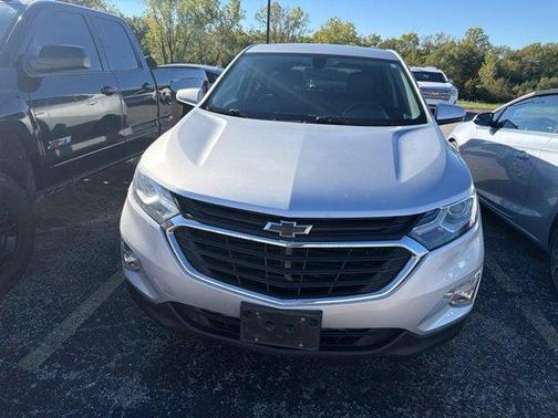 Silver Ice Metallic 2018 Chevrolet Equinox 2LT
