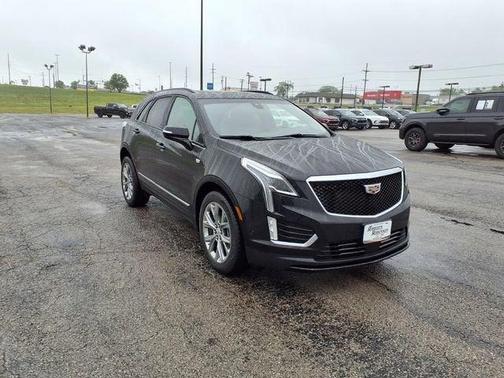 Stellar Black Metallic 2020 Cadillac XT5 Sport