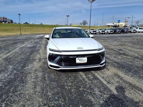 2025 Hyundai SONATA SEL