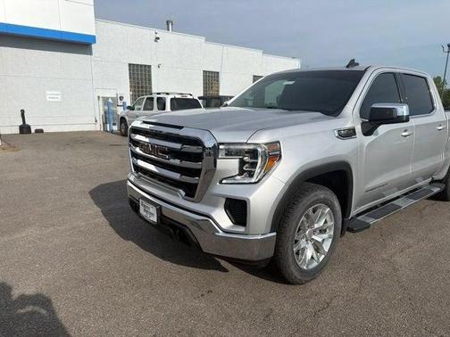 Quicksilver Metallic 2021 GMC Sierra 1500 SLE