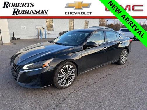 2023 Nissan Altima 2.5 SL