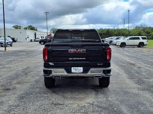 Onyx Black 2026 GMC Sierra 1500 SLT