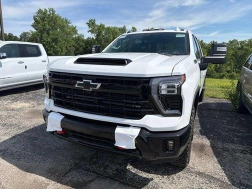 Summit White 2026 Chevrolet Silverado 2500 LTZ