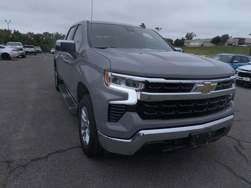 Slate Gray Metallic 2024 Chevrolet Silverado 1500 LT