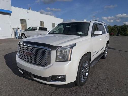 White Frost Tricoat 2016 GMC Yukon Denali