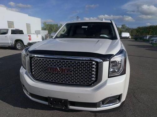 White Frost Tricoat 2016 GMC Yukon Denali