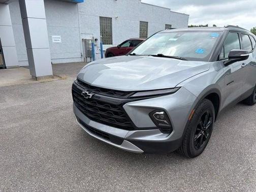 Sterling Gray Metallic 2023 Chevrolet Blazer 3LT