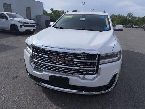 White Frost Tricoat 2022 GMC Acadia Denali
