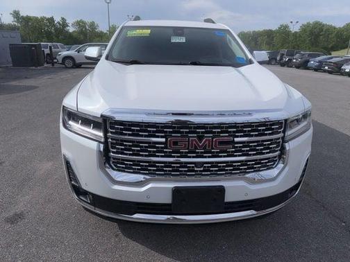 White Frost Tricoat 2022 GMC Acadia Denali