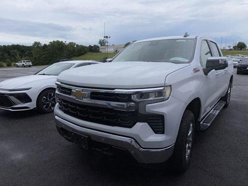 Summit White 2024 Chevrolet Silverado 1500 LT