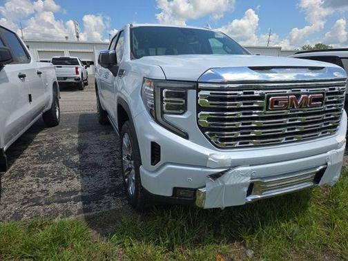 Glacier White Tricoat 2026 GMC Sierra 1500 Denali