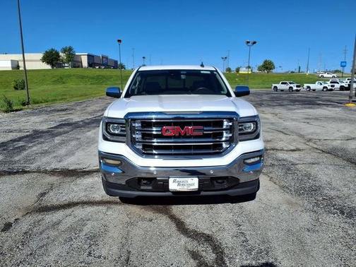 White Frost Tricoat 2017 GMC Sierra 1500 SLT