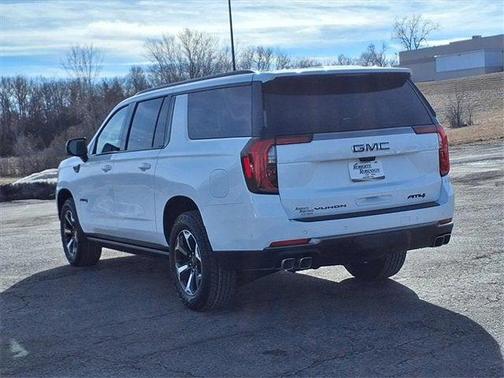 2026 GMC Yukon XL 4WD AT4