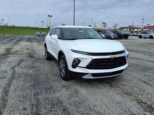 Summit White 2025 Chevrolet Blazer 2LT